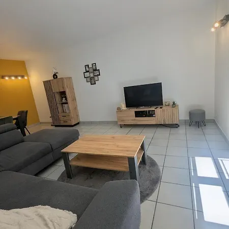 La Maison Du Bonheur- Centre, Garage&terrasse Appartement Le Puy-en-Velay